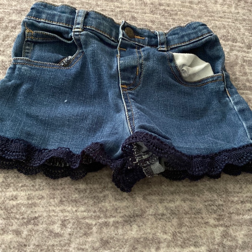 Jean shorts with navy blue lace